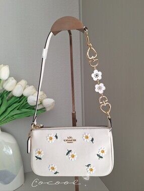 NWT! Coach Nolita 19 With Daisy Embroidery C3356  Floral Chain